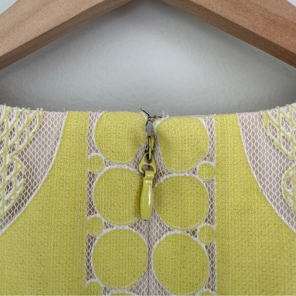 BCBGMaxAzria Sleeveless Mesh Dress Pencil Yellow & Cream Mini Zipper Zip Up Back - Picture 5 of 9